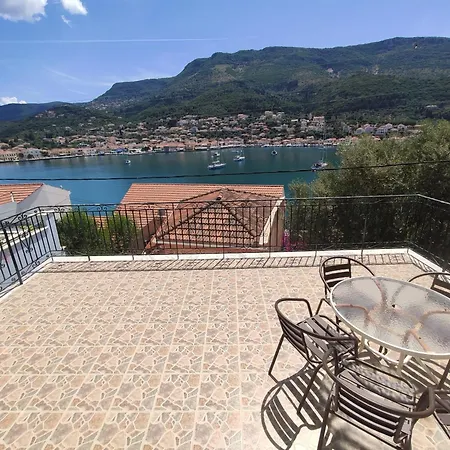 펜션 Sunflower House 바티